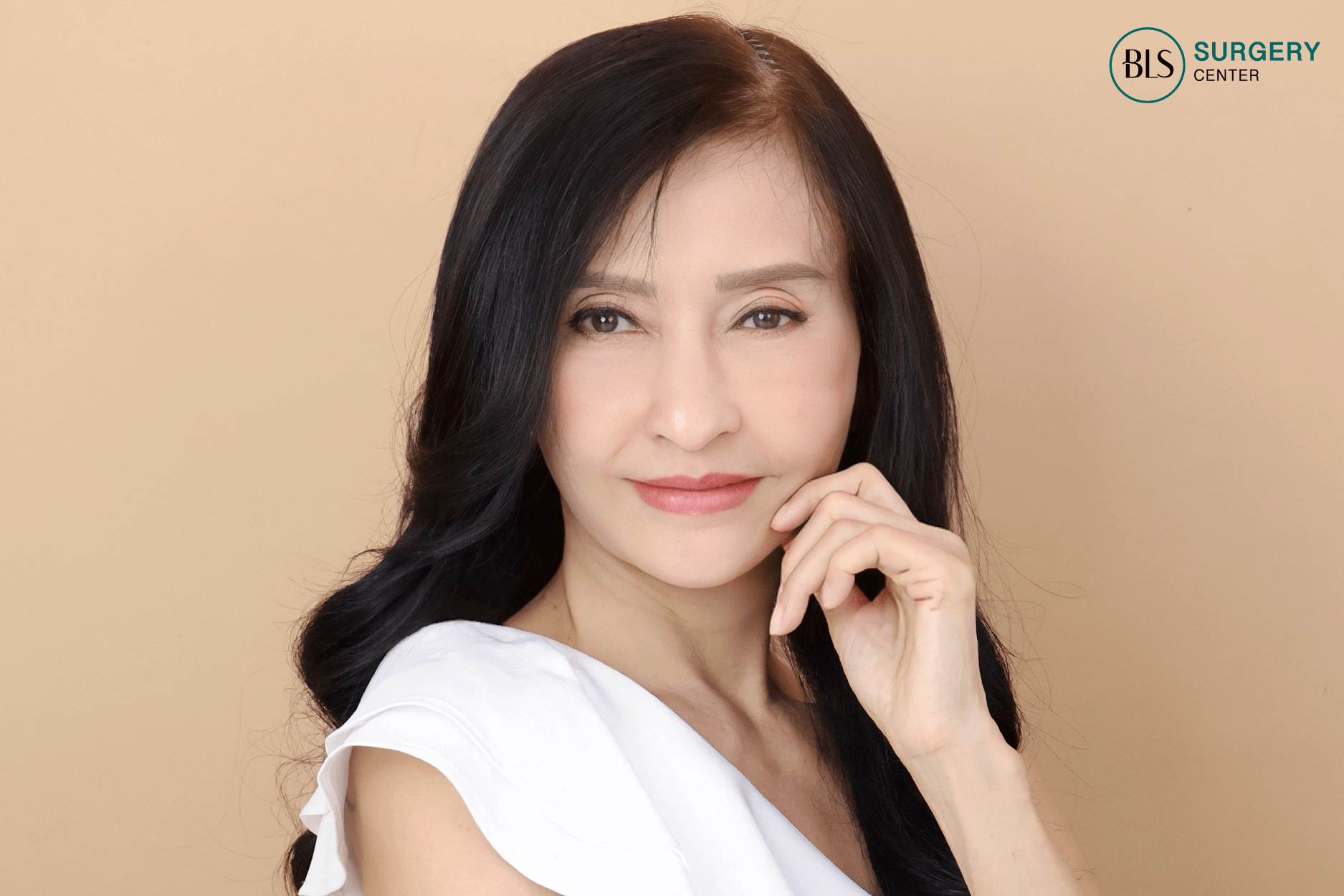 หลังทำ Facelift & Necklift 14 วัน ผิวหน้าตึงกระชับ ริ้วรอยน้อยลง ผิวลำคอเรียบขึ้น | เคล็ดลับความอ่อนเยาว์