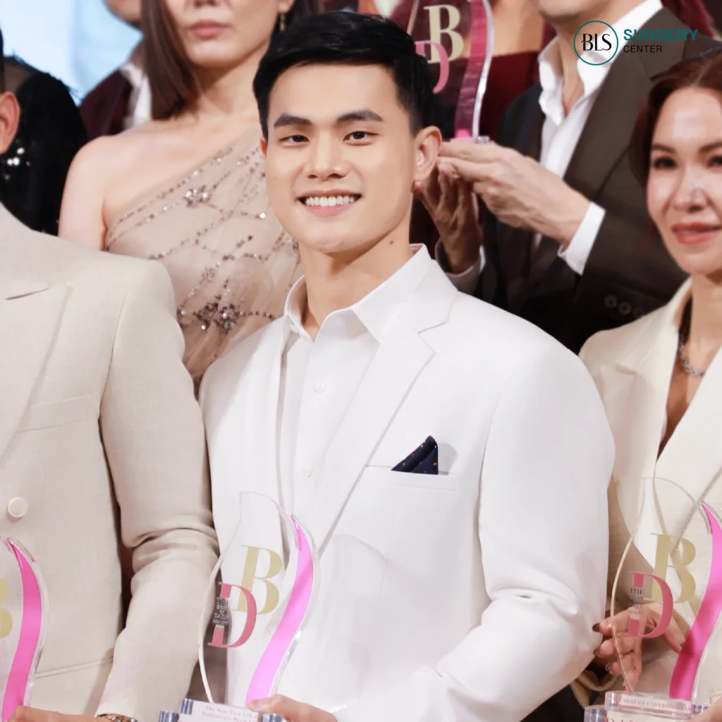 หมอเอิร์ธบนเวที The Best of Daily Beauty 2025 By Dailynews 