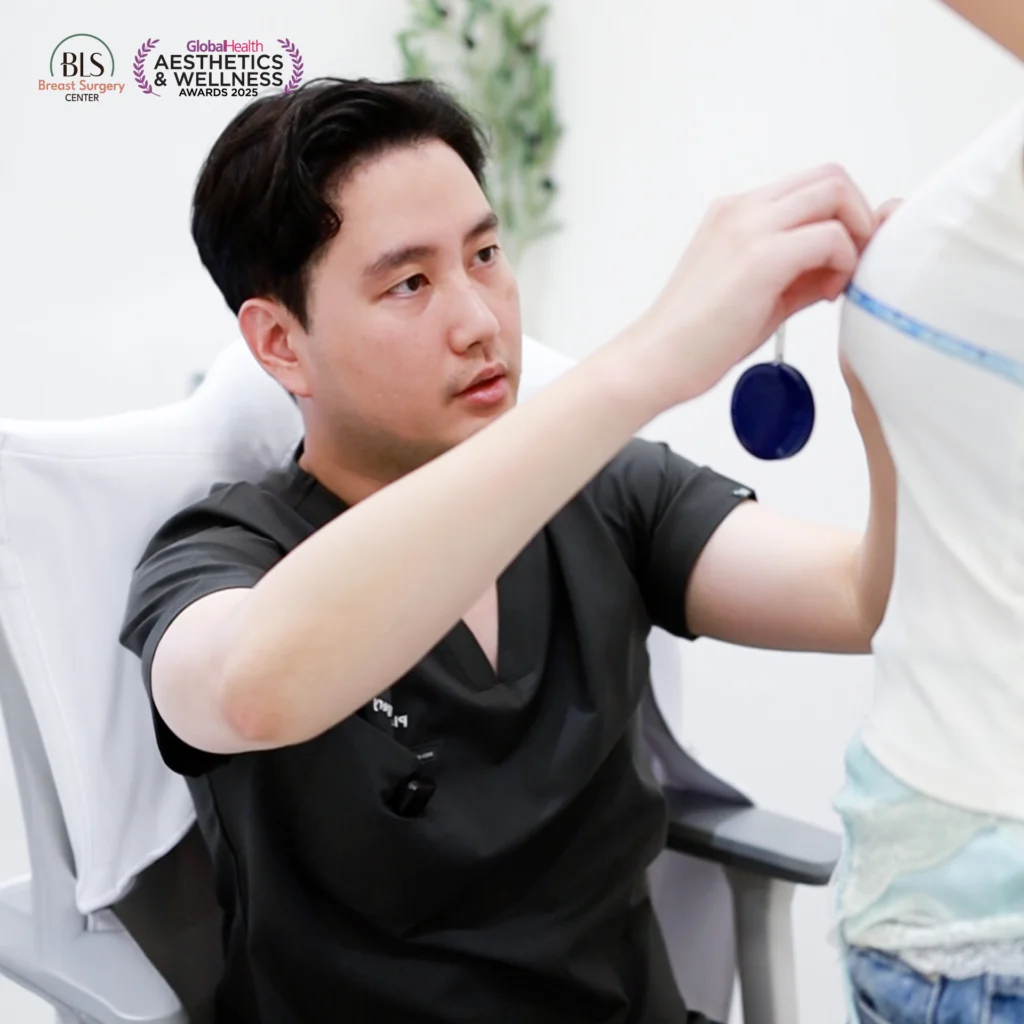 เสริมหน้าอก ที่ไหนดี ควรประเมินโดยแพทย์ก่อนผ่าตัด